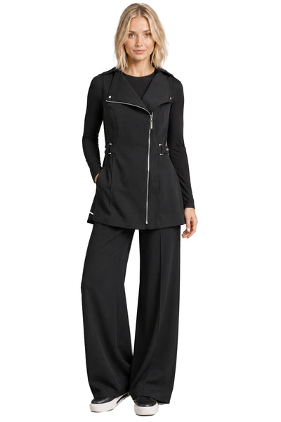 MANHATTAN TUNIC styled with wide leg pant for a polished all-black salon uniform