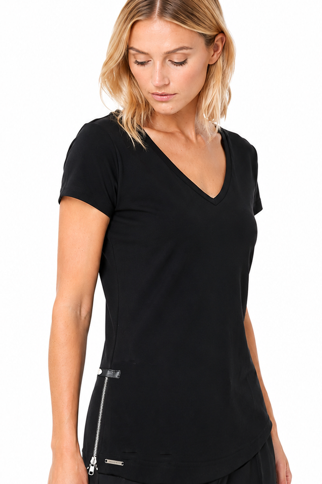 DEEP V NECK S/S T-SHIRT