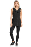 MANHATTAN TUNIC BLACK styled with The Intelligent Legging for a sleek all-black salon uniform